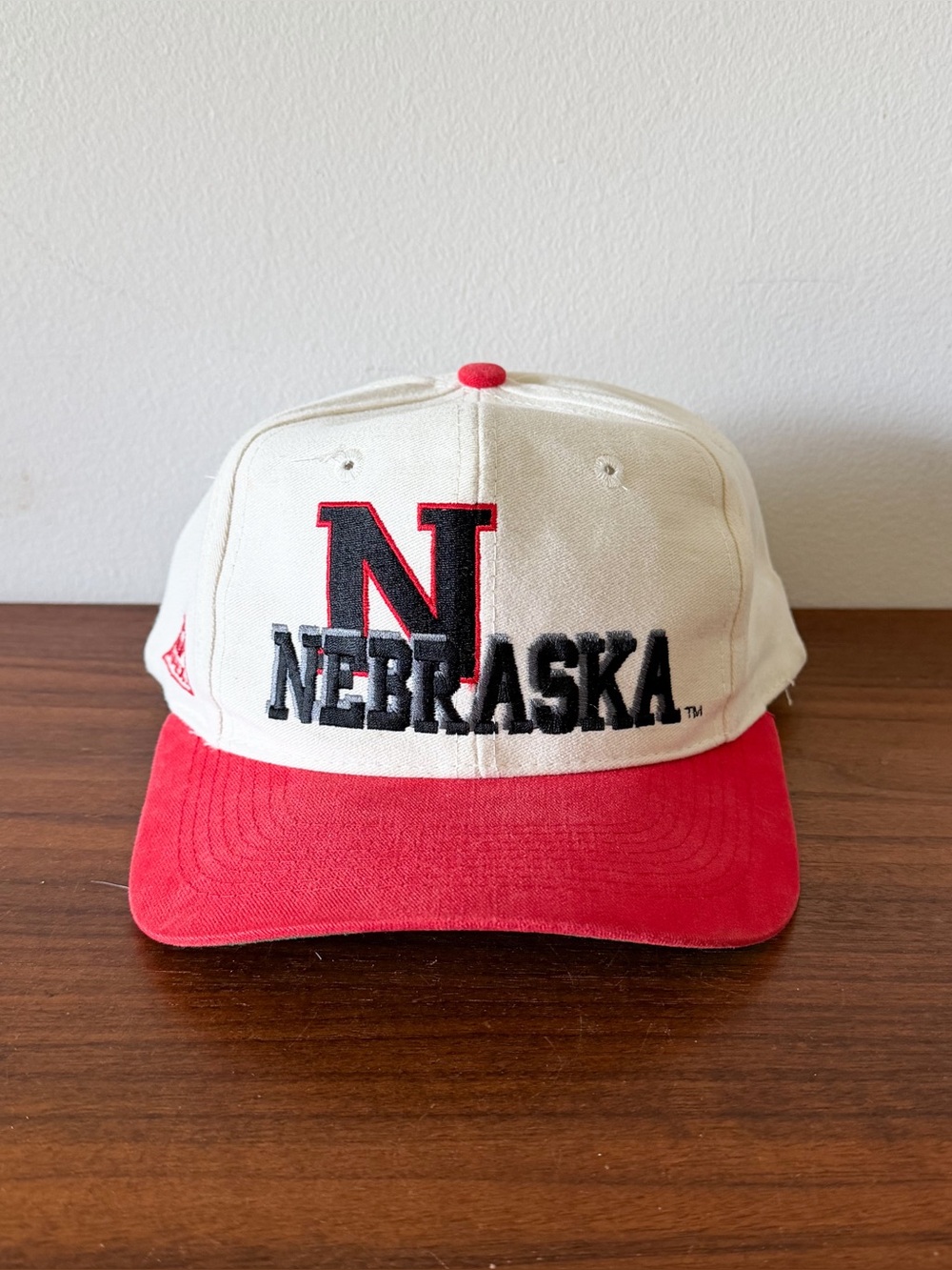 Vintage Nebraska Cornhuskers Snapback Hat Apex Red White Green Under Brim‎ NCAA